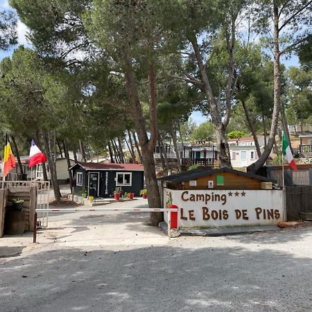 Camping Le Bois De Pins Salses-le-Chateau Exterior foto