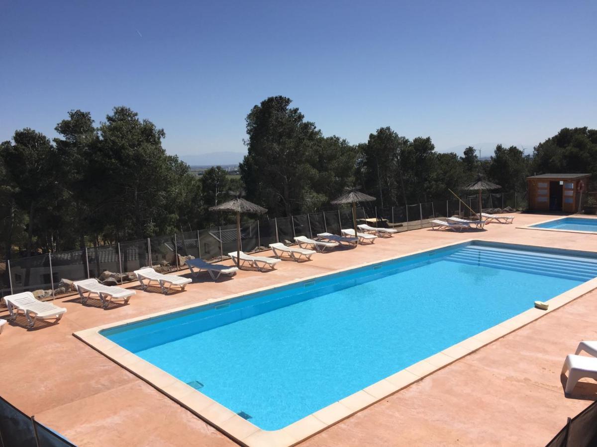 Camping Le Bois De Pins Salses-le-Chateau Exterior foto
