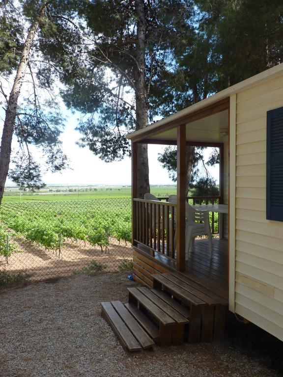 Hotel Camping Le Bois De Pins Salses-le-Chateau Zimmer foto