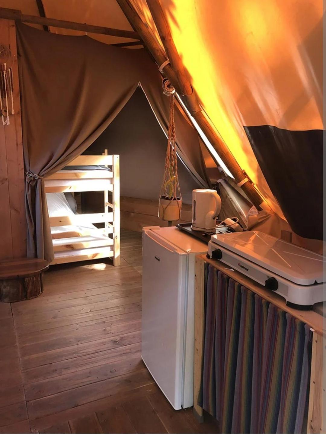 Camping Le Bois De Pins Salses-le-Chateau Exterior foto