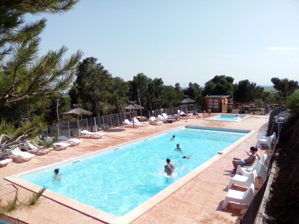 Camping Le Bois De Pins Salses-le-Chateau Exterior foto